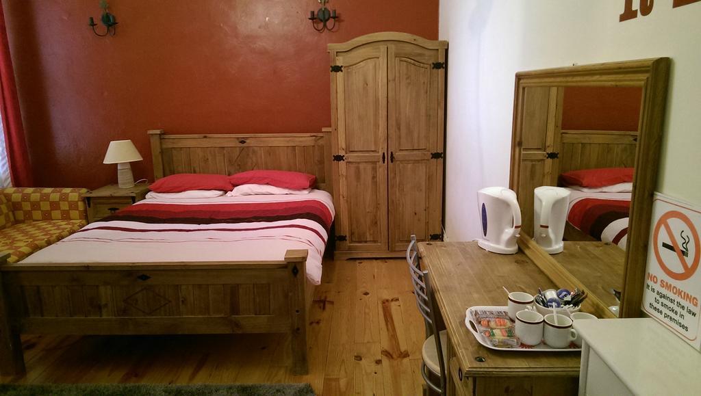 Clarmont Guest Houseポートラッシュ エクステリア 写真