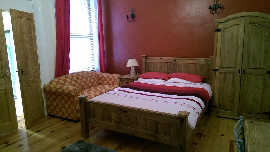 Clarmont Guest Houseポートラッシュ エクステリア 写真